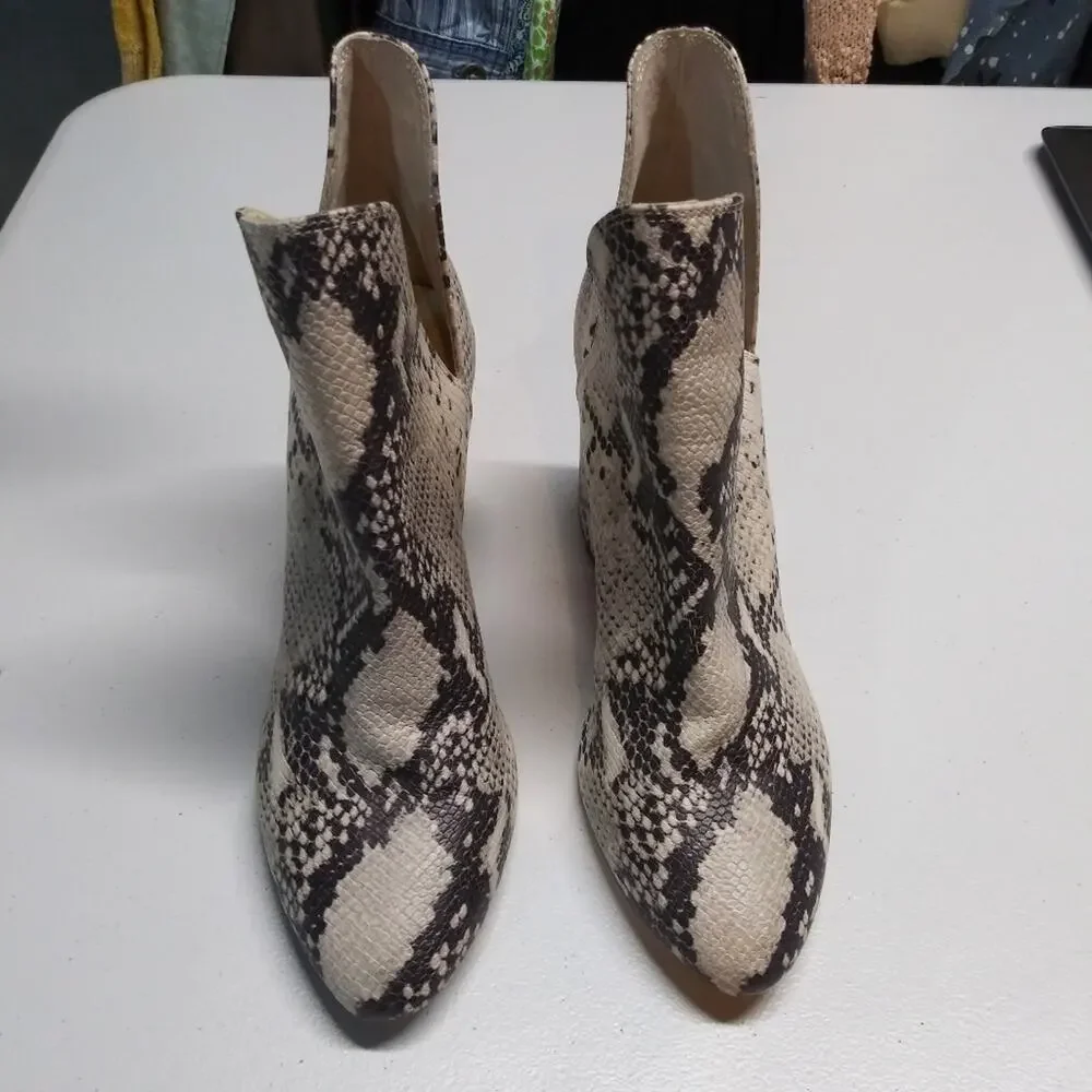 Steve Madden Women's Rookie Bootie Ankle Boots Neutral Snake  Size 8.5